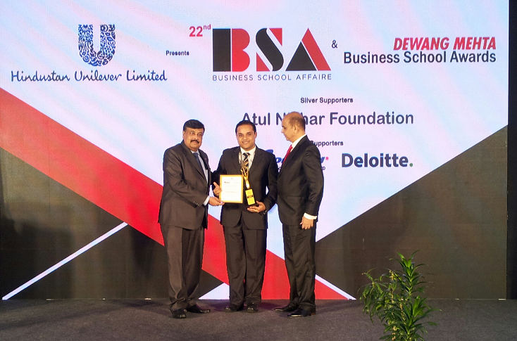 Sourabh bhattacharya Best Professor Operations Managemaent Mehat Business School Award 